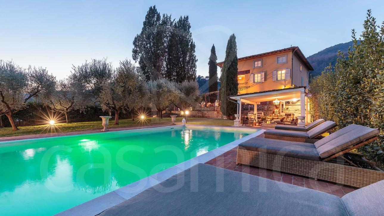 Incantevole villa sulle colline  - Lucca