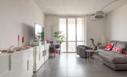 0376, Un appartamento con la vista mare