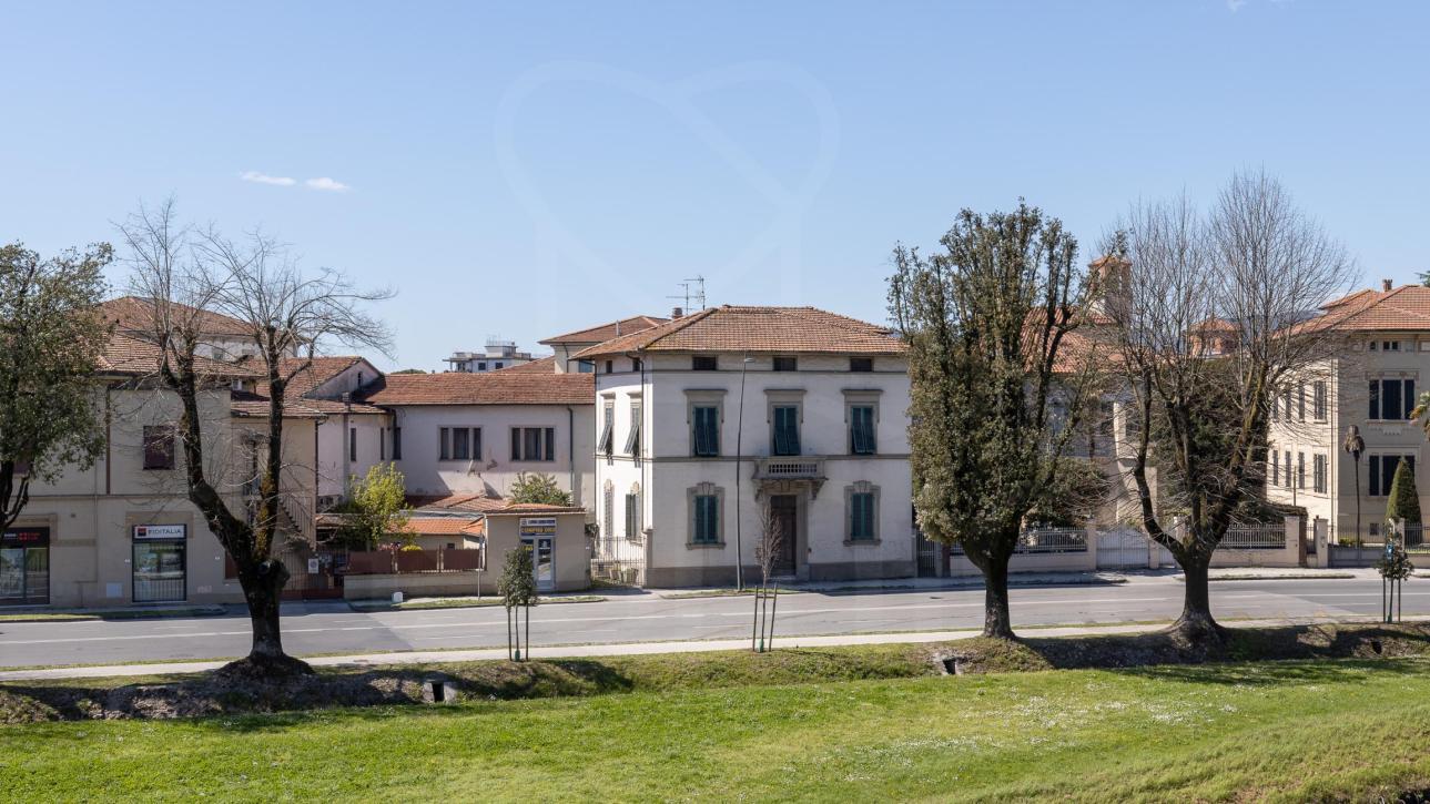 La Villa davanti alle mura  - Lucca