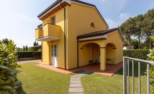0522, Villa gialla 