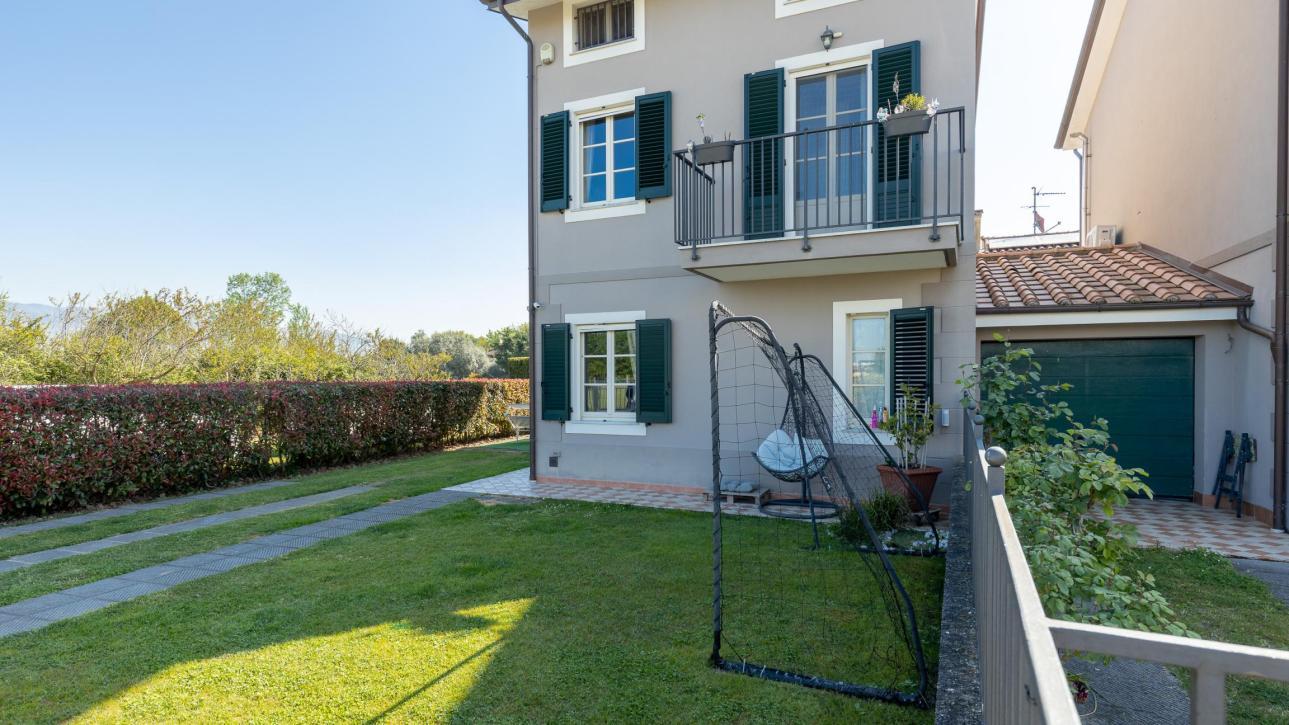 Villetta finale in perfette condizioni  - Lucca