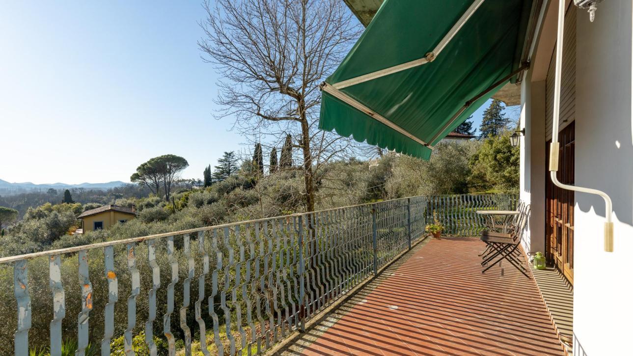 In collina  a pochi minuti dal Centro