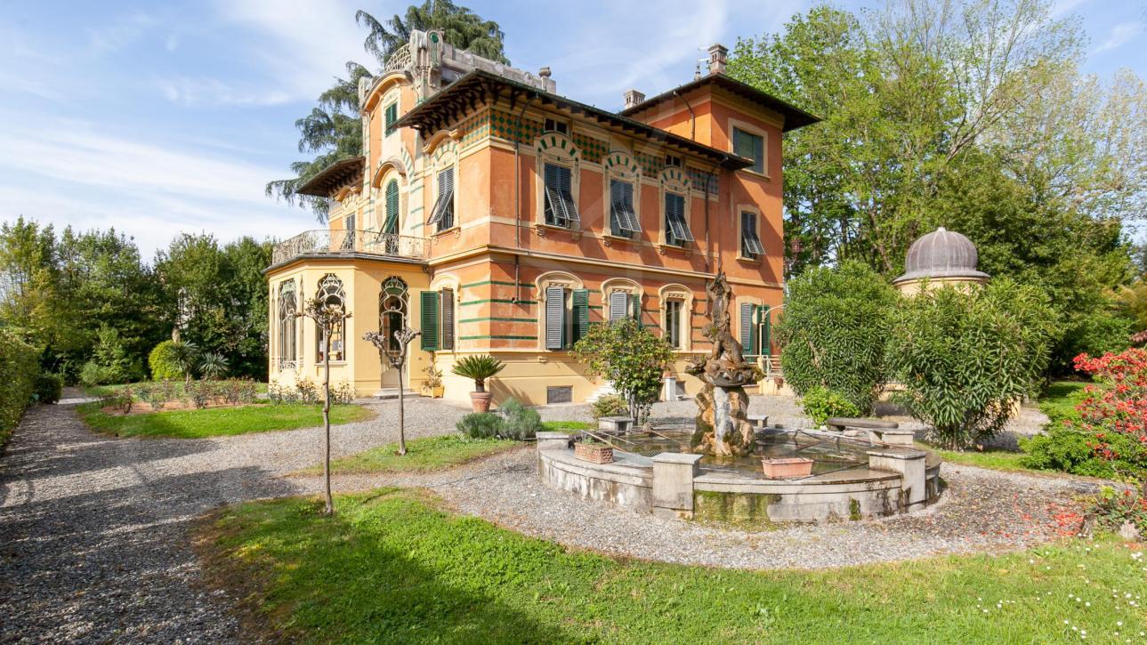 CASAMICA Real Estate Prestigiosa Villa liberty CASAMICA Real Estate Prestigiosa Villa liberty